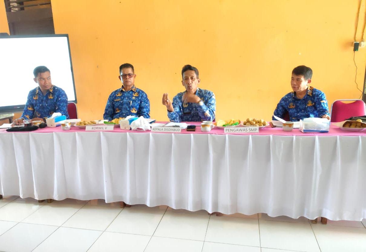 pmbinaan-kepala-sekolah-se-kecamatan-lembah-bawang-947930